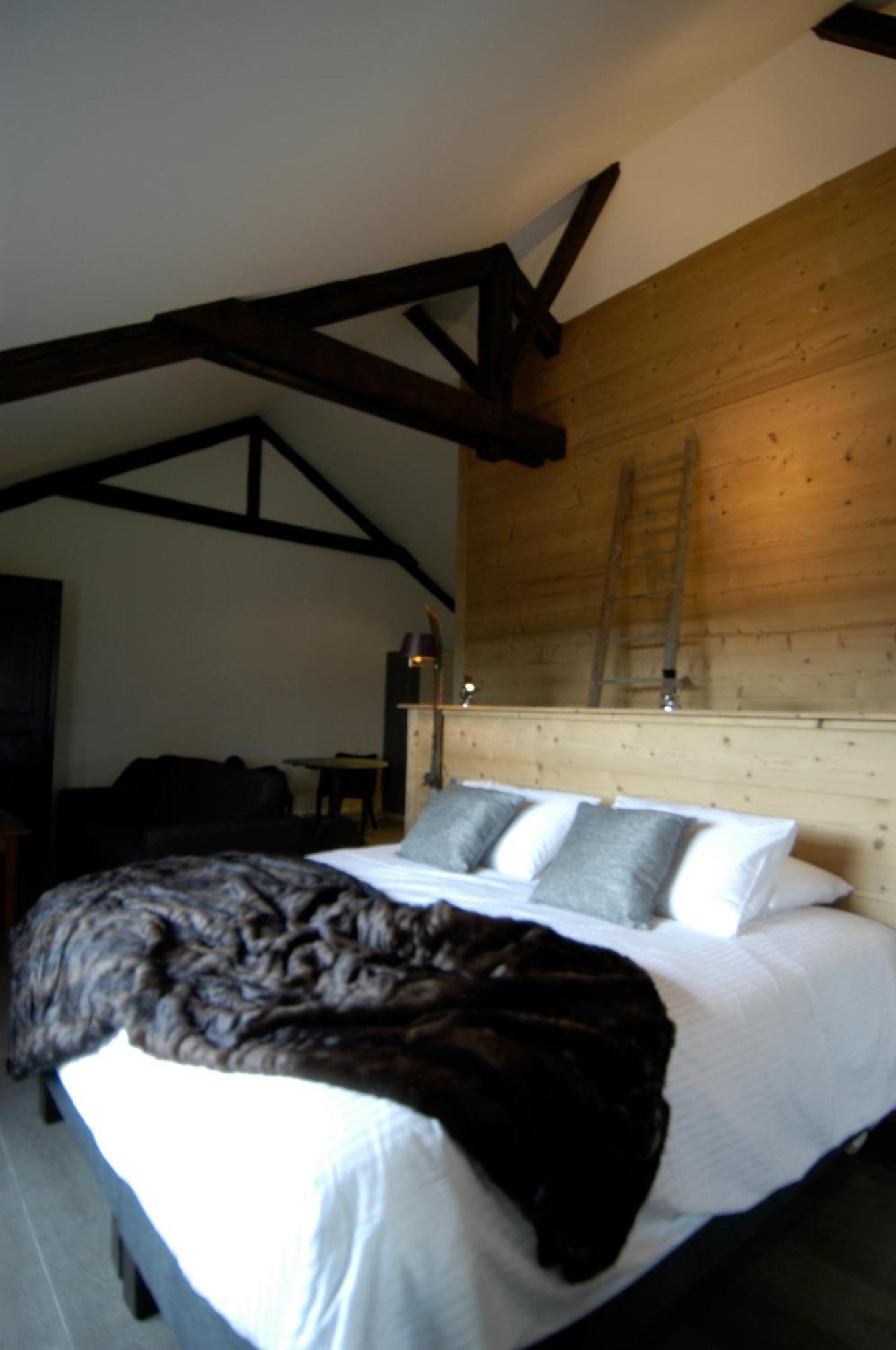 Auberge De Maison Rouge Vetraz-Monthoux Bagian luar foto