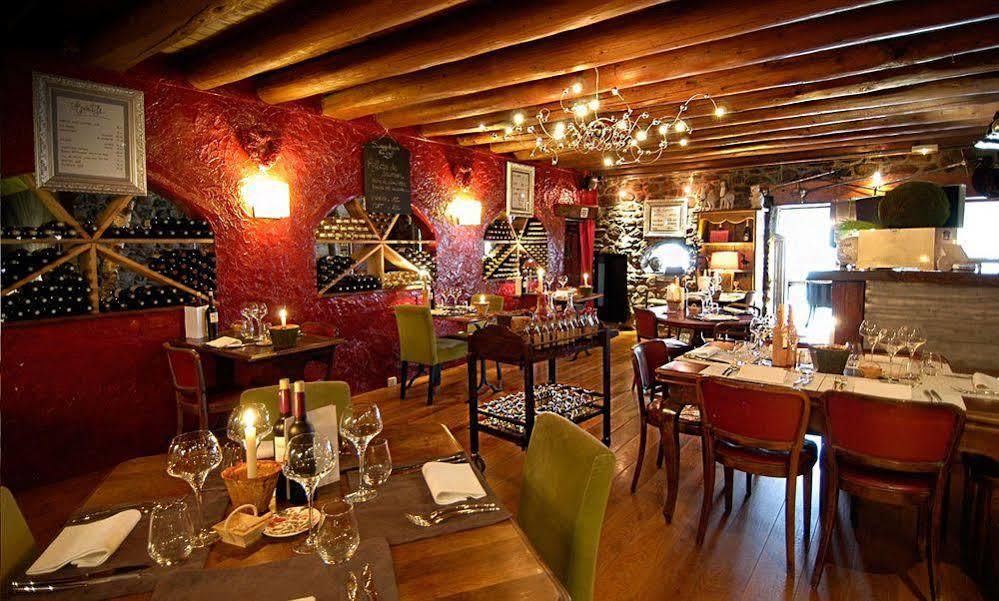 Auberge De Maison Rouge Vetraz-Monthoux Bagian luar foto