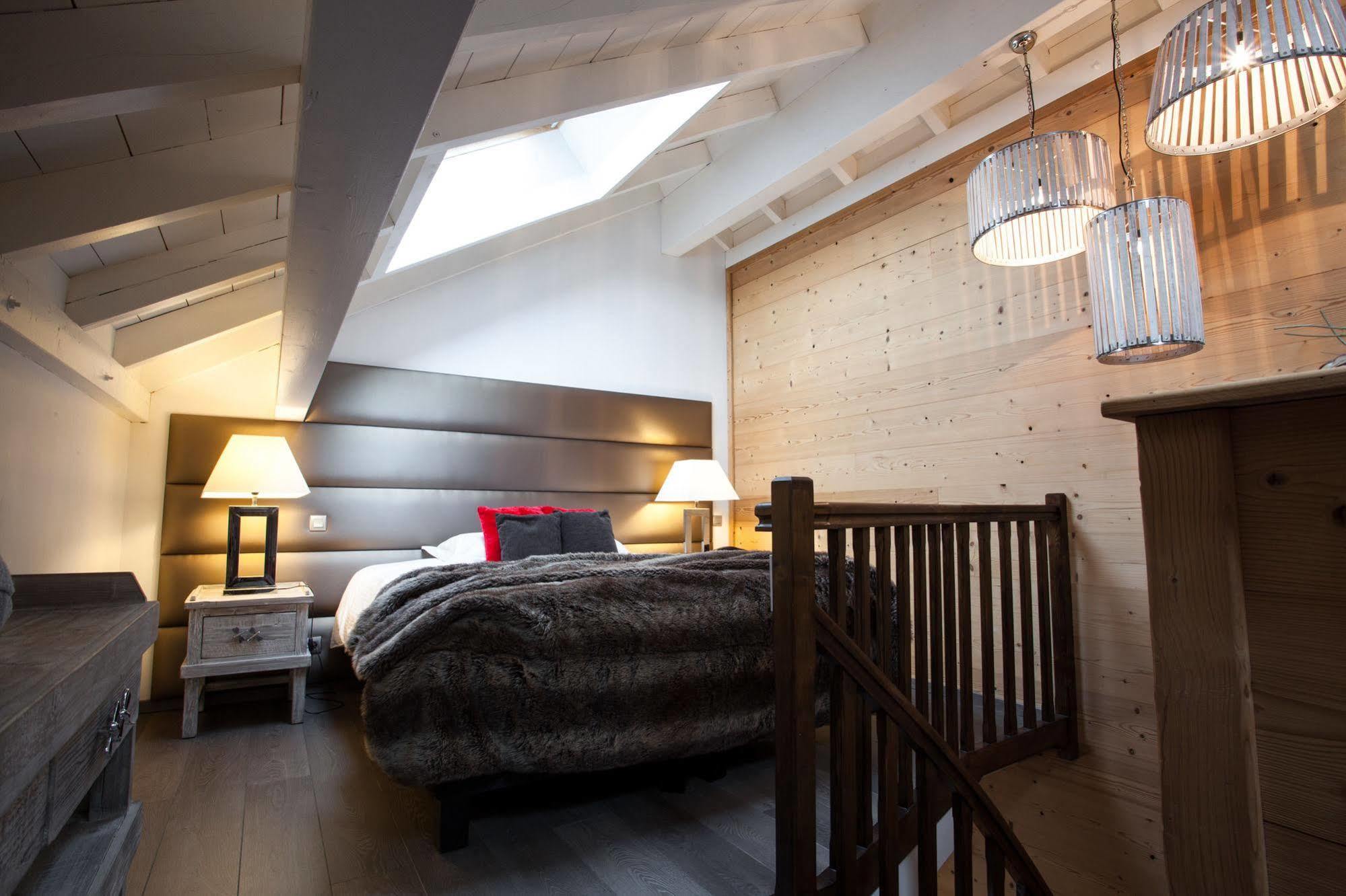 Auberge De Maison Rouge Vetraz-Monthoux Bagian luar foto