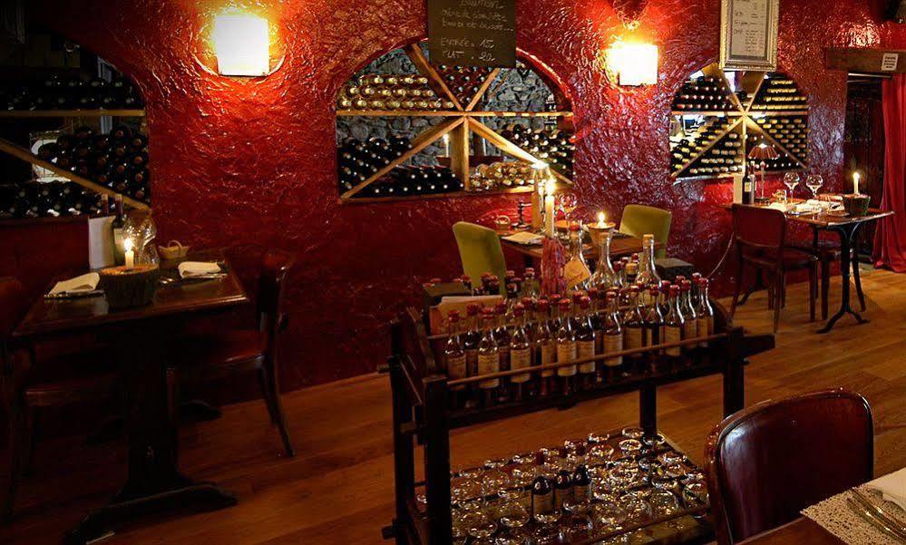 Auberge De Maison Rouge Vetraz-Monthoux Bagian luar foto